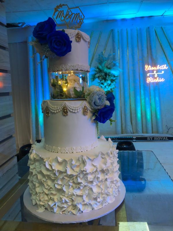 Three Step cake with dormie